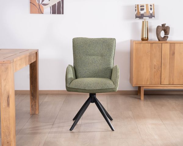 Set di 2 sedie "Eddy" in tessuto morbido verde con braccioli e base girevole in metallo