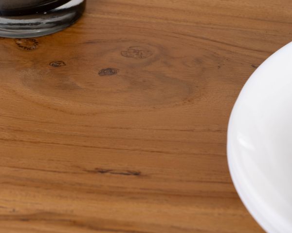 Tavolo da pranzo in teak massiccio di recupero "Lasia", design contemporaneo grezzo e gambe in metallo nero