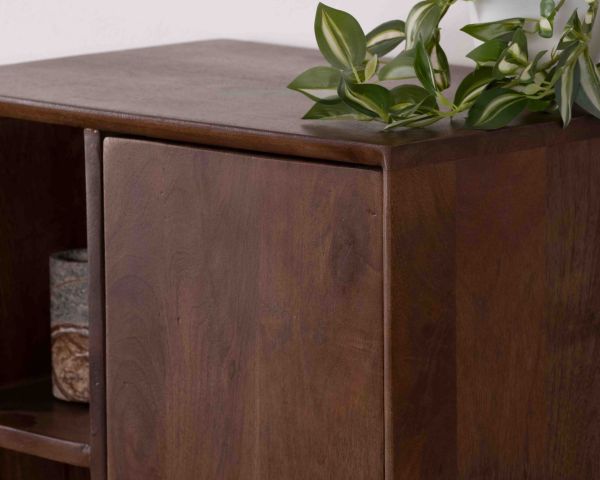 Mobile contenitore basso "Kaldo" in legno massiccio di mango scuro, stile scandinavo retrò