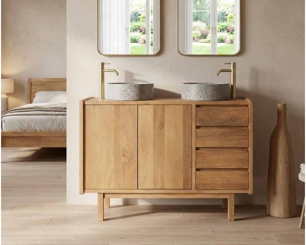 Mobiletto da 120 cm "Kahiko" con ante e cassetti in legno di mango tinto rovere chiaro