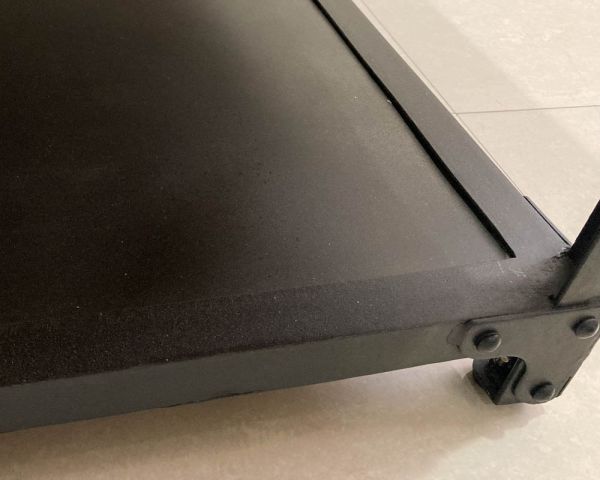 Tavolino a 4 cassetti "Emil" in mango massiccio