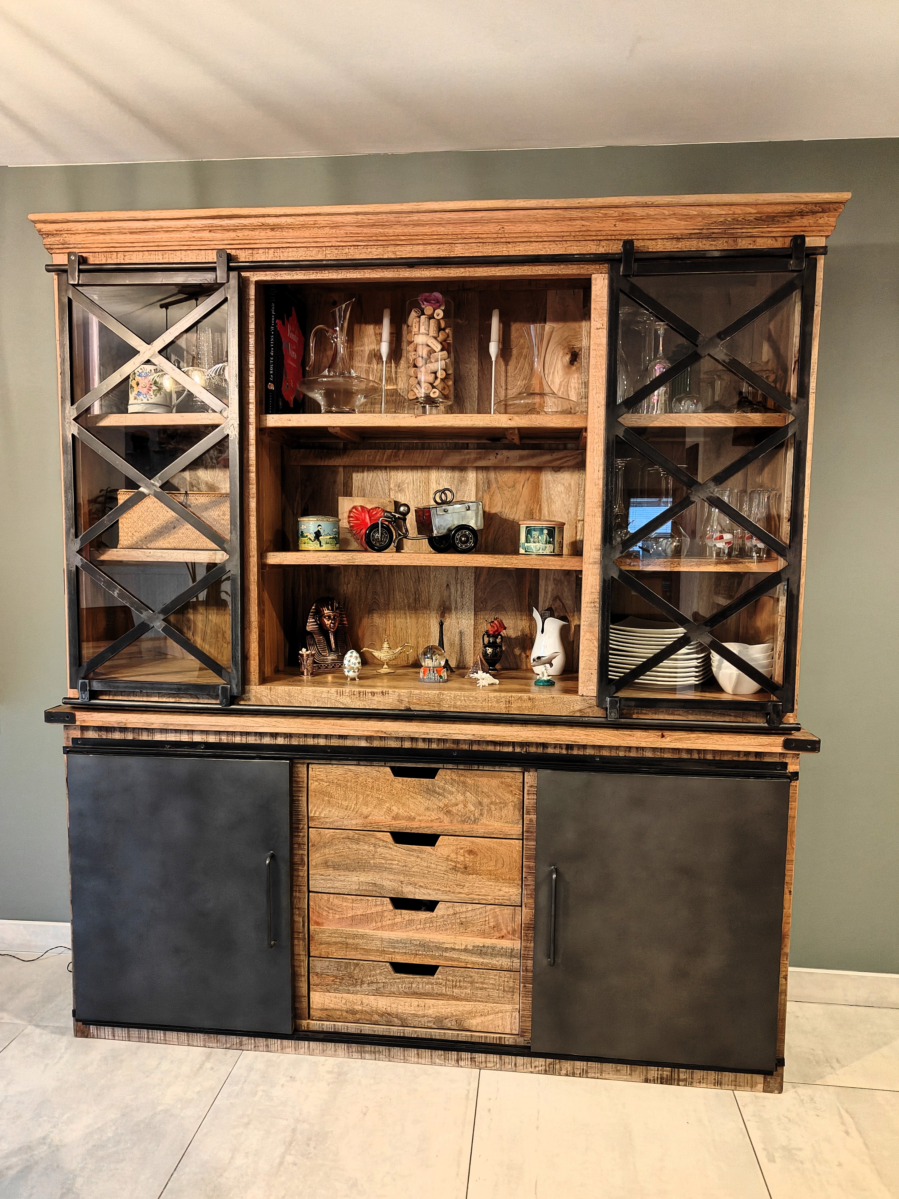 Collezione "Caractère". Ref. #8168